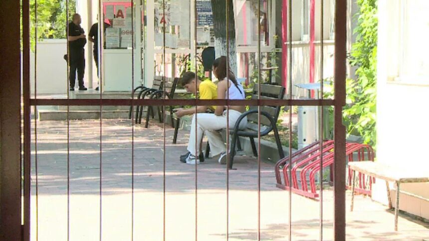 img Peste 20.000 de elevi se pregătesc pentru a doua încercare la Bacalaureat