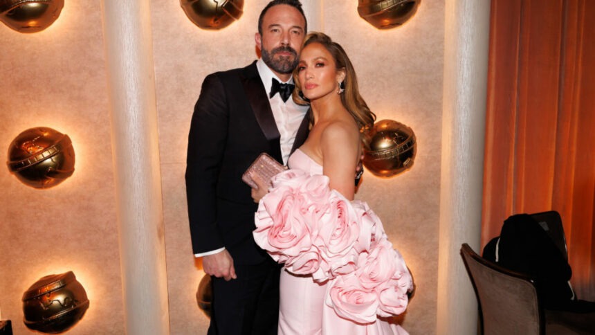 img Jennifer Lopez și Ben Affleck, la un pas de a depune actele de divorț. „Așteaptă momentul potrivit”