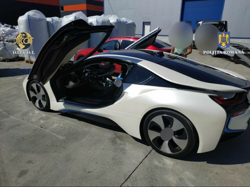 img Polițiștii au confiscat un BMW i8 de la un proxenet român – Ce s-a întâmplat cu mașina?