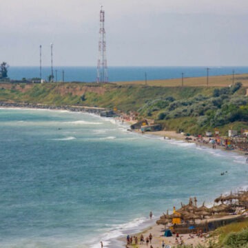 img Terasă din Tuzla, sigilată de poliţişti. Nu deţine „niciun fel de organizare juridică”