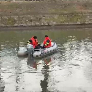img Tragedie pe râul Timiș: Mamă decedată după ce a dispărut alături de fiicele sale