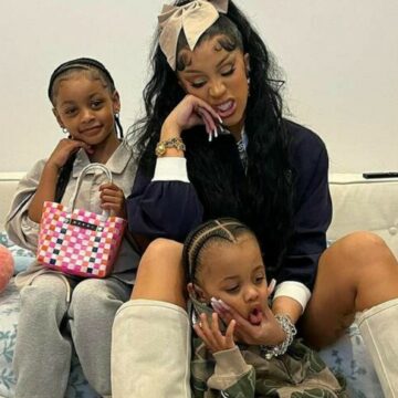 img Cardi B a anunțat că este însărcinată pentru a treia oară