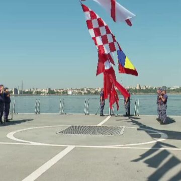 img Pregătiri pe final pentru Ziua Marinei. Așteptare pentru 170.000 de turiști pe litoral