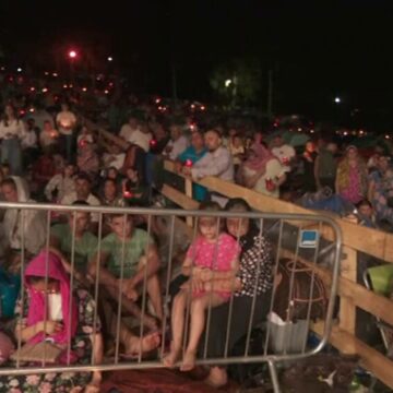 Pelerinajul de la Mănăstirea Nicula de Adormirea Maicii Domnului