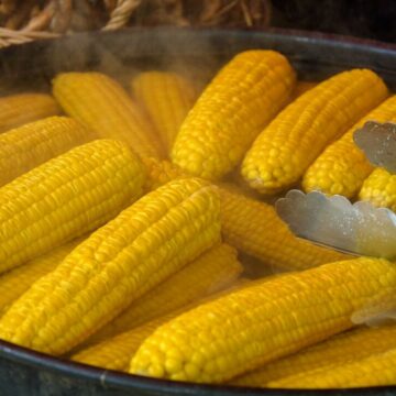 img Cum să pregătești porumbul fiert perfect: trucuri și sfaturi pentru un gust și o textură deosebită