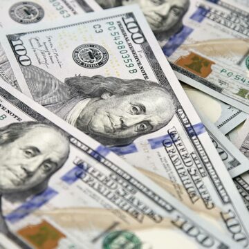 Rezerva Federală a SUA taie cu 0,5% dobânda cheie. E prima scădere de la începutul pandemiei