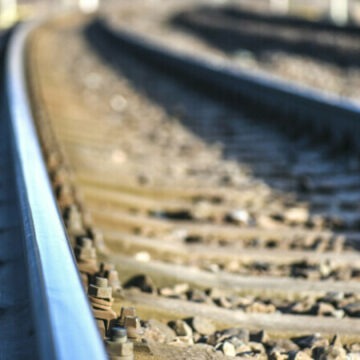 img Accident feroviar în județul Timiș: un vagon a deraiat și șapte trenuri staționează în gări adiacente