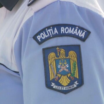 img Anchetă la IPJ Olt după ce un poliţist ar fi încercat să ascundă un pliculeţ cu substanţe interzise găsit la un bărbat