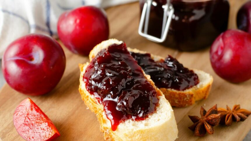 img Cele mai bune rețete tradiționale de dulceață de prune