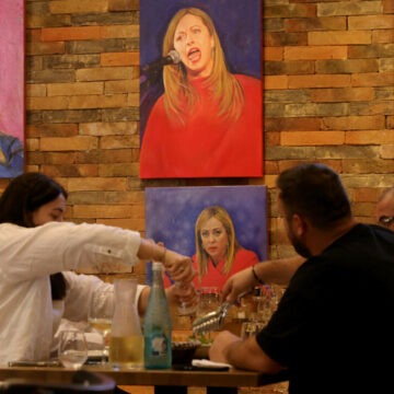 img Restaurantul Trattoria Meloni din Albania: o combinație inedită între artă, politică și gastronomie
