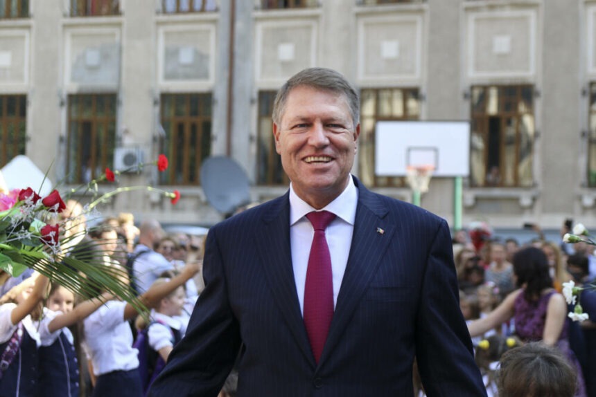 img Klaus Iohannis nu își dă demisia pentru a candida, independent, la alegerile parlamentare