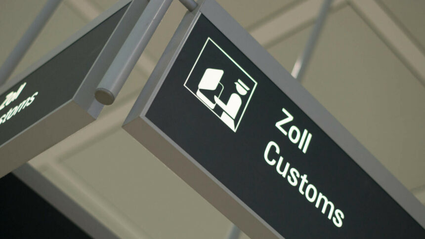 img Pensionari români prinși cu bijuterii de 650.000 de euro pe Aeroportul din Munchen