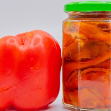 img Cum să prepari ardei copți la borcan pentru iarnă – Rețete delicioase și simple