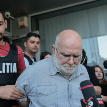 img Alfred Bulai, sociolog controversat, reținut pentru agresiune sexuală: dreptul la tăcere și vag în declarații