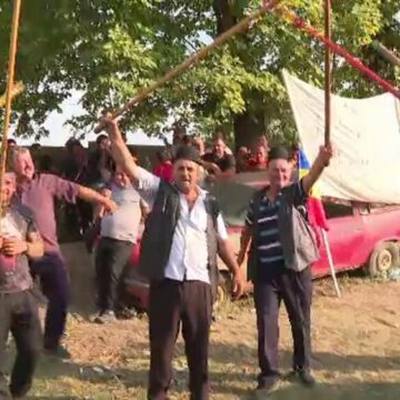 Victorie pentru ciobanii protestatari impotriva pestei: sacrificarea oilor si caprelor suspendata in anumite zone