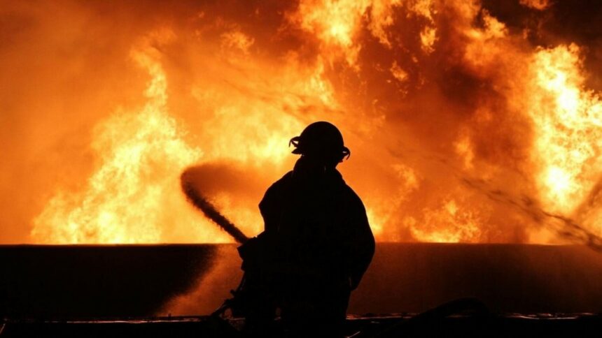 img Incendiu provocat de un bărbat în comuna Robeasca, Buzău
