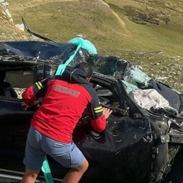 img Tragedie pe Transalpina: Bărbat dispărut din Alba găsit mort într-o prăpastie