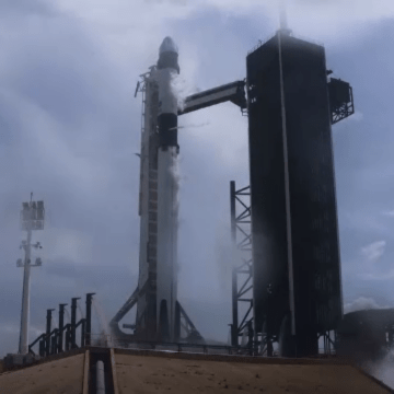 img SpaceX lansează o misiune către ISS, păstrând două locuri pentru astronauții blocați în spațiu