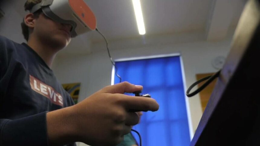 img Inteligenta Artificiala in Sala de Clasa: Beneficii si Controverse