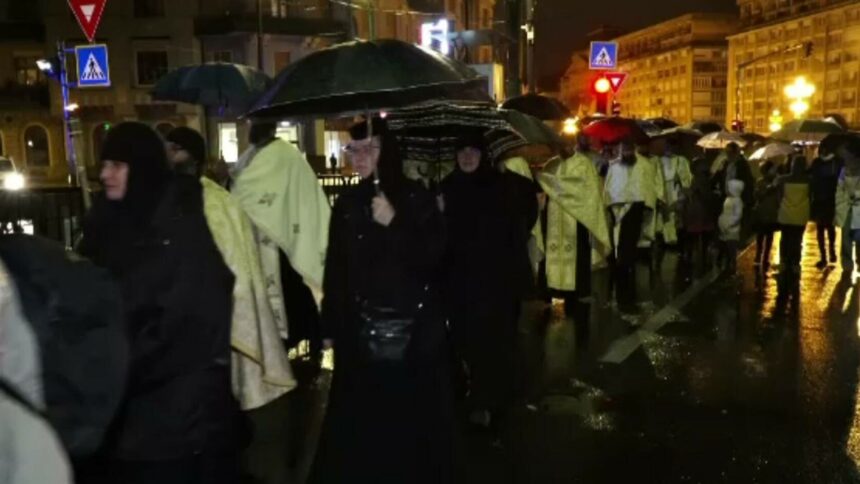 img Credincioșii timișoreni s-au rugat la racla Sfântului Iosif cel Nou de la Partoș