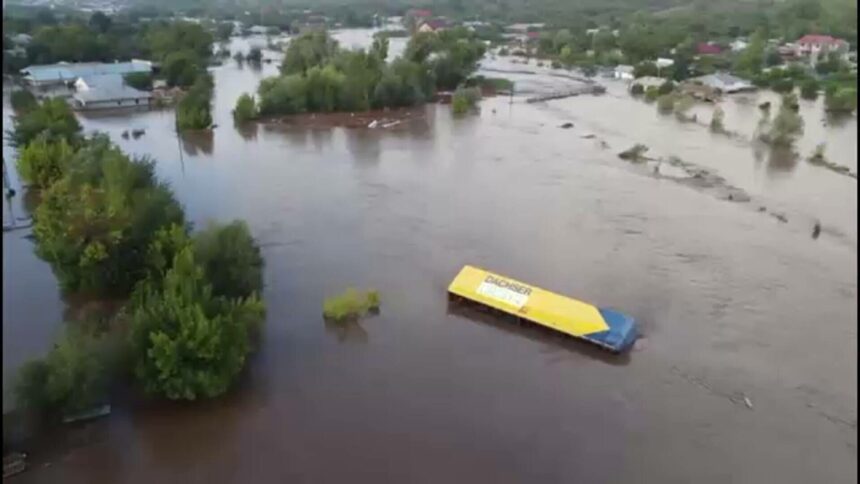 img Românii se mobilizează pentru a-i ajuta pe sinistrați