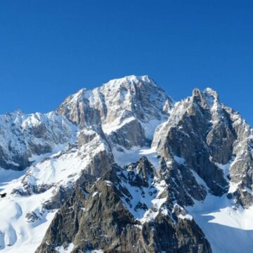 img Tragedie în masivul Mont Blanc: Un alpinist român a murit pe traseu