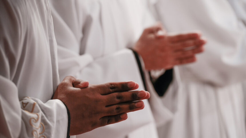 Scandalul transferurilor sumelor de bani între preoți catolici și cluburi de noapte din Grecia