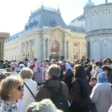 img Pelerinajul la moaște în Capitală – o tradiție încă vie