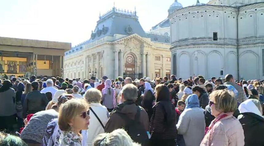 img Pelerinajul la moaște în Capitală – o tradiție încă vie