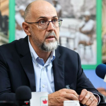 img Kelemen Hunor respinge reforma administrației și atrage atenția asupra problemelor demografice și economice din țară