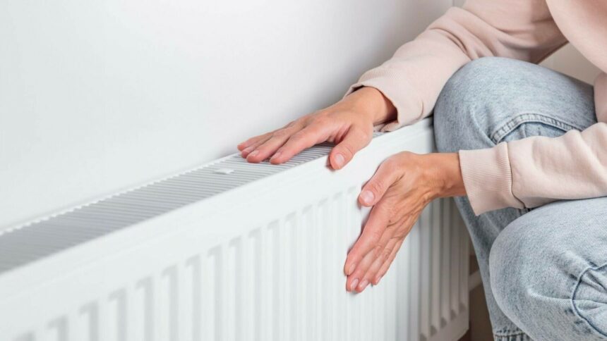 Ajutorul pentru încălzire se acordă și în acest an pentru familiile cu venituri mici. Noutatea pentru pensionari