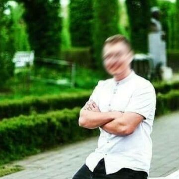 img Tânărul care a murit în accidentul din Timiș abia devenise tată. Plecase să îi ia un biberon bebelușului. Reacția soției