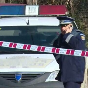 img Bătrân torturat și ucis pentru o comoară ținută în borcane