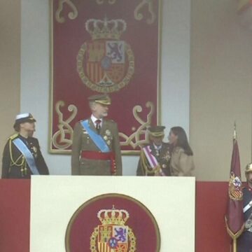 Parada impresionantă de Ziua Națională a Spaniei. Postura inedită în care a apărut Prințesa Leonor