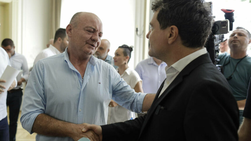 img Conflictele legate de demolarea gardurilor din Piața Unirii din București