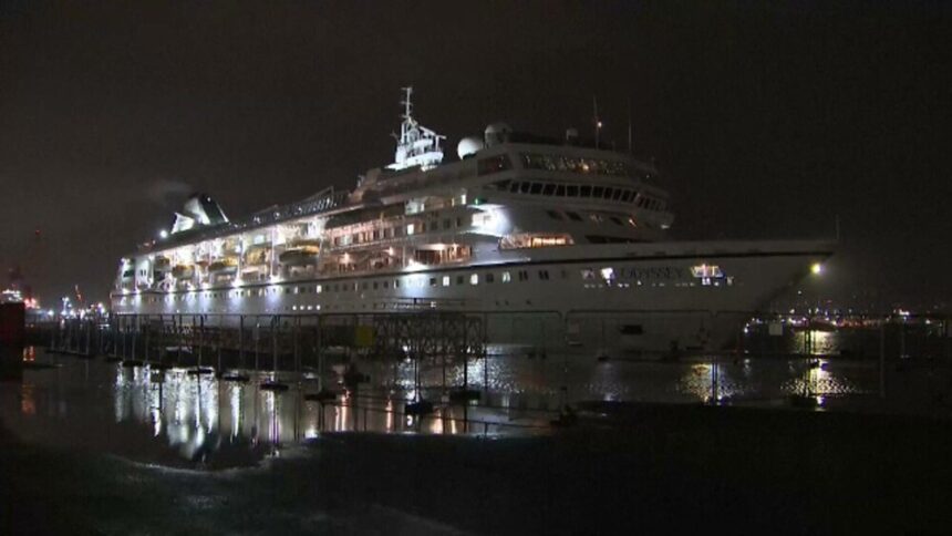 img Croaziera de trei ani şi jumătate: peripețiile pasagerilor în Belfast