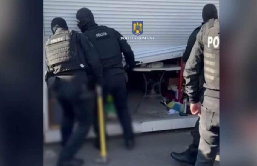 img Razie în târg la Vitan: o surpriză neplăcută pentru polițiști