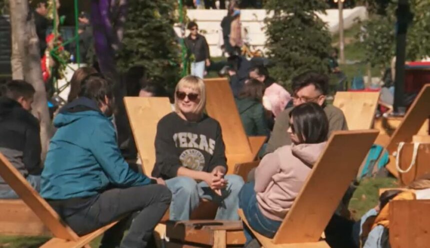 img Picnic cu muzică live în Parcul Feroviarilor din Cluj-Napoca