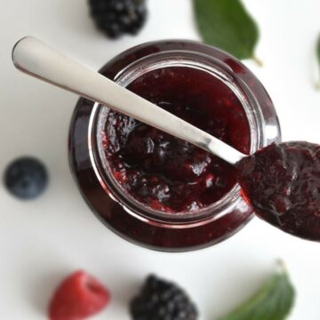 img Gem de fructe de pădure – rețeta de dulceață clasică și fără zahăr