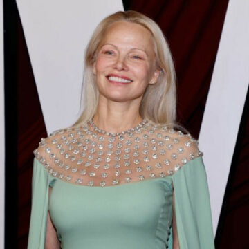 img Pamela Anderson vorbește despre viața ei amoroasă după șase mariaje eșuate