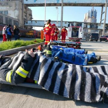 img Exerciţiul de simulare a unui accident chimic la Azomureş coordonat de ISU Mureş