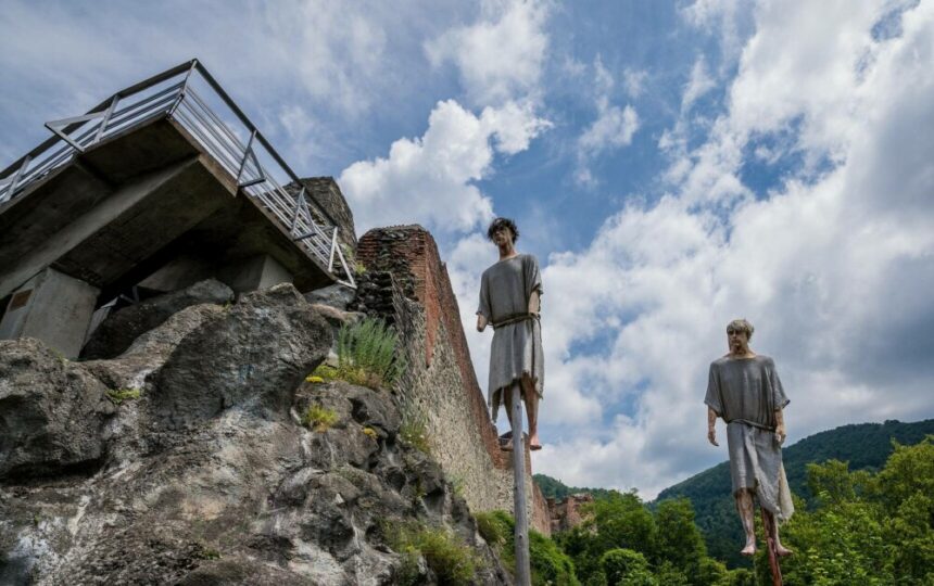 img Cetatea Poienari din județul Argeș – O bijuterie istorică ce va rivaliza cu Castelul Bran