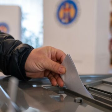 img Alerte cu bombă la secțiile de votare din Germania și Anglia în timpul alegerilor prezidențiale din Republica Moldova