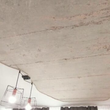 img Incidentul din Dej: Bucăți din tavanul unui apartament nou au căzut lângă o mamă și copilul ei