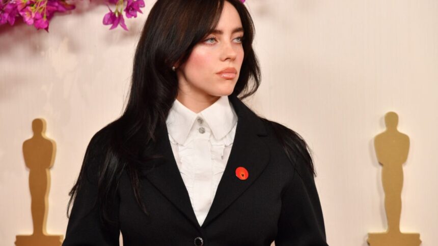 img Billie Eilish atacă dur pe Trump după victoria acestuia: „Cineva care urăște femeile atât de mult este pe cale să devină președinte”