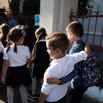 img Dreptul la bursă pentru elevii din școlile particulare și confesionale conform deciziei CCR