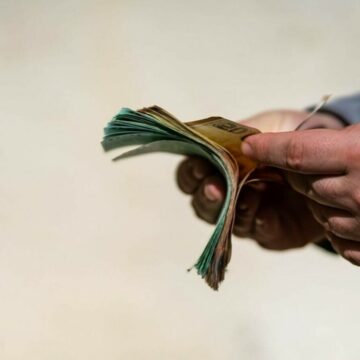 Decizia BNR de a menține dobânda cheie la 6,5% pe an