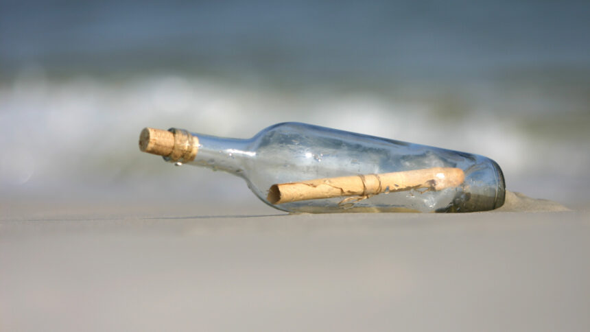 img Descoperirea unei sticle cu mesaj vechi de 132 de ani într-un far din Scoția