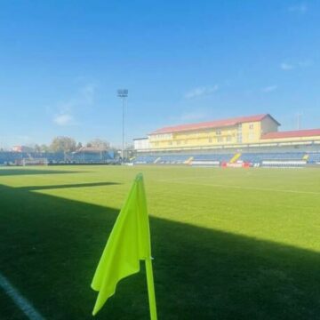 img Incidentul de la meciul Unirea Slobozia-Farul: Ce a pățit un copil de 9 ani care a intrat pe teren și a făcut un gest obscen către arbitru