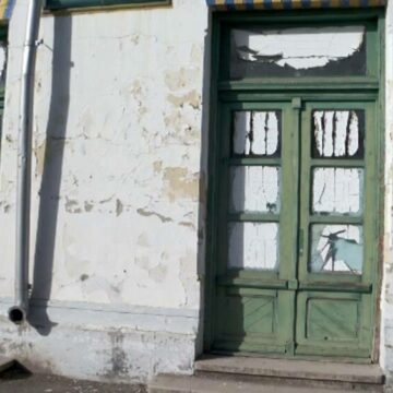 img CFR promite să renoveze zeci de stații feroviare. Gările nu au mai fost reparate de câteva decenii și stau să cadă